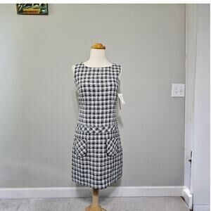 Vintage 60s Style Plaid Tweed Shift Dress with Pockets